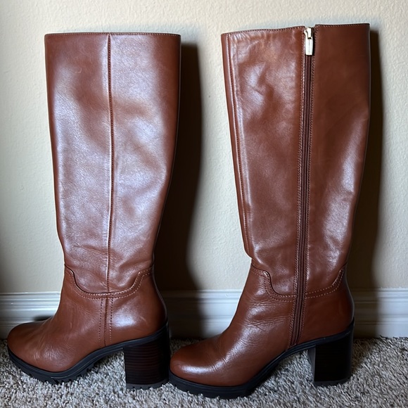 Vince Camuto Brown Boots size 9 - Picture 5 of 5